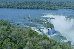2Dag Iguazu Tour HELICOPTER Ride & Flygbiljett från Buenos Aires