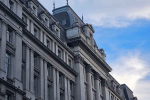 Buenos Aires: Architecture Tour from Colonialism to Eclecticism