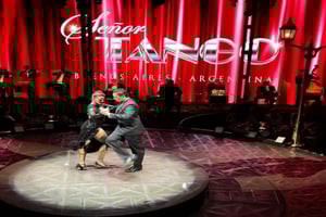 Buenos Aires: Señor Tango Show Skip-the-Line Ticket