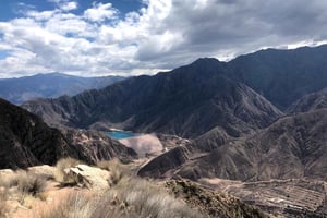 Cacheuta: vaellus, köysilasku ja vierailu termiseen vesipuistoon