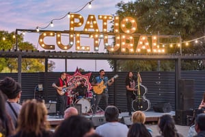 Dolavon: Kulturell vandring med inhemska och walesiska språk och avslutande mat