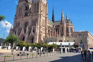 Ajomatka Lujániin ja Carlos Keeniin Buenos Airesista käsin