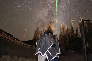 El Calafate: Stargazing Tour with Dinner and Transfers