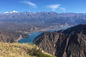 Guidet fottur i Andesfjellene med lunsj og mate-smaking