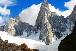 El Chaltén: Laguna de los Tres -järvelle.