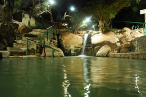 Excursión guiada Termas de Fiambalá con recorrido por la Ruta del Adobe
