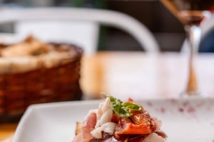 Tour de Lujo en Maipú: Cata Zuccardi Q y Almuerzo Maridado de 5 Pasos