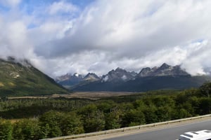 Puerto Almanza: Taskurapureitti ja Beagle-kanavan makuja