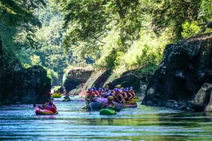 Rafting og ridning i El Manso, med afgang fra Bariloche