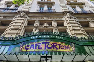 Tangoshow in het mythische Café Tortoni, het oudste café van Buenos Aires