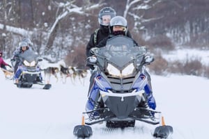 Ushuaia: Antarktisopplevelse med snøscootertur og transport