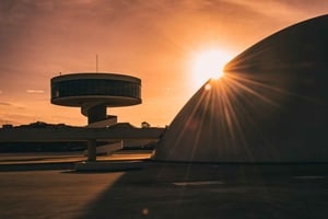 Из Овьедо: однодневная поездка в Луарку, Кудильеро и Авилес