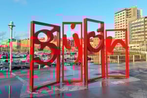 Visita guiada a Gijon e La Laboral desde Oviedo