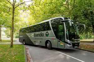 Бульнес: Экскурсия с фуникулером и сырной пещерой Кабралес в Пикос-де-Эуропа