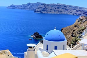 8 päivän kohokohtakierros: Ateena, Delfit, Meteora ja Santorini