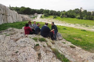Athene: democratie-ervaringsworkshop op de Pnyx-heuvel