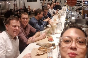 アテネ：ガイド付き夜のグルメ テイスティング ツアー