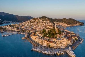 Athen: Billet til/fra Poros Island: Færgebillet til/fra Poros Island