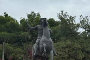 Spøgelsesbyvandring i Athen: Mystiske ruiner og gamle legender