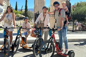 アテネ：ギリシャ神話を巡る電動自転車三輪車ツアーをご案内します