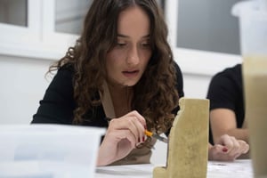 Athènes : Atelier de plâtrerie et de peinture (atelier pratique)