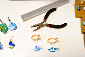 Athènes : atelier de fabrication de bijoux avec boisson