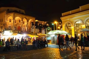 Atene: Tour notturno a piedi