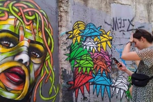 Aten: Percy Family Treasure Hunt & Tour med matupplevelser