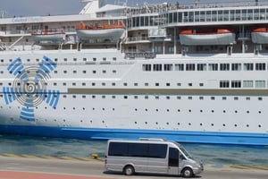 アテネ：送迎付きプライベート観光ガイド ツアー