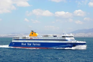 Athen: Santorini færgebillet med hoteloverførsel
