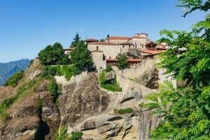 Von Athen aus: Delphi und Meteora 2-tägige geführte Tour