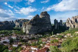 Athen: Dagsudflugt til Meteora med afhentning i centrum og audioguide