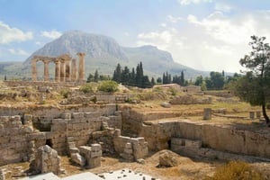 Ateenasta: Paavalin portailla antiikin Korinttiin.