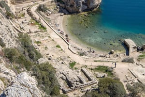 Loutraki Sea Kayak: From Lake to Sea