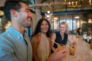 Koktajle i przekąski w Atlanta Beltline