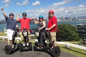 Auckland: Segway Tour to Mount Victoria