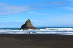 Karekare Beach og Falls