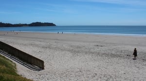 Onetangi Beach