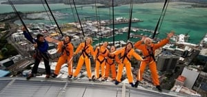 オークランドのアドベンチャーアクティビティガイド