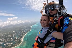 Freeport: Skydiving over the Bahamas