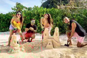 Nassau Bahamas: Sandcastle Sculpting Beach Activity & Picnic