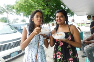 Нассау: Автобусный тур «Попробуй, посмотри, попробуй, поешь и пойми историю»