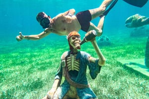 Nassau: Sun Cay Day Trip, Snorkel, Iguana Encounter, & Lunch