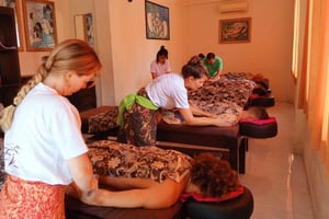 Bali Canggu: curso de introdução à massagem balinesa