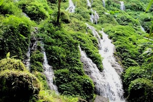 Bali: tur til skjult fossefall og naturlig varm kilde i Kintamani