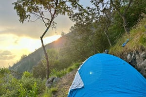Bali:Mount Agung 2-Day Private Camping Spesial Dinner 3,142m