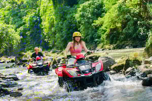 Bali-Ubud sjov ATV Quad Bike Adventure & River Rafting