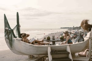 Bali : Tanah Lot, Jatiluwih Terrace, & Ulundanu Beratan Tour