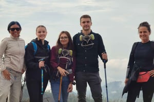 スラバヤ/マラン/バリ発：カワ・イジェン青い火ガイドツアー