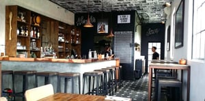 Hank's Pizza & Liquor